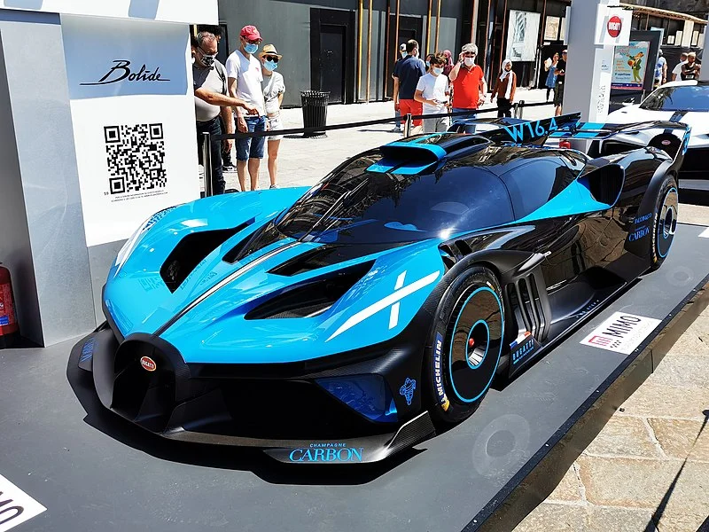 Bugatti bolide new blue on road show