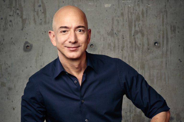 jeff bezos new one of the Top 10 Richest People in the world