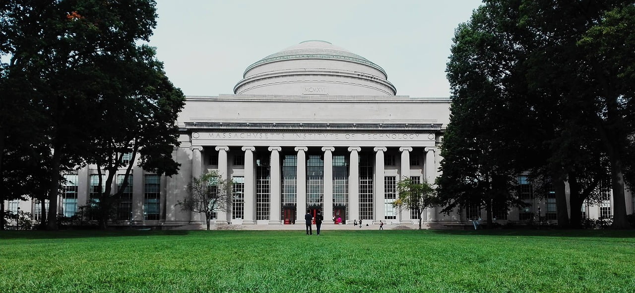 Massachusetts Institute of Technology MIT new building