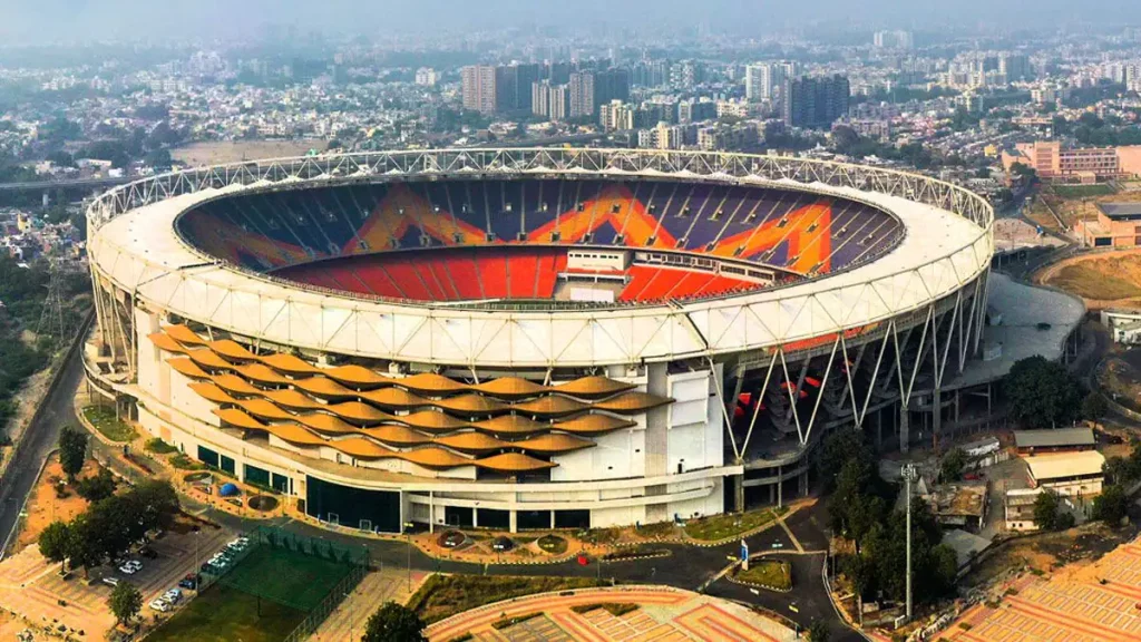 top 10 biggest sport stadiums in the world