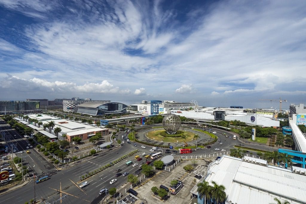 Top 10 Biggest Shopping Malls In The World 7 SM Mall of Asia