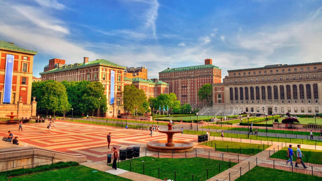 Columbia University (USA) 