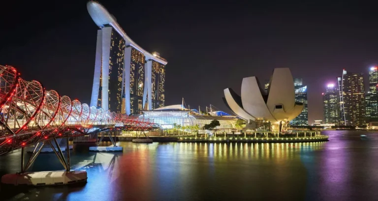 singapore new a most expensive country in the world to live in